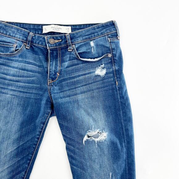 Abercrombie and Fitch Denim Distressed Bermuda Shorts 28 - Picture 2 of 5